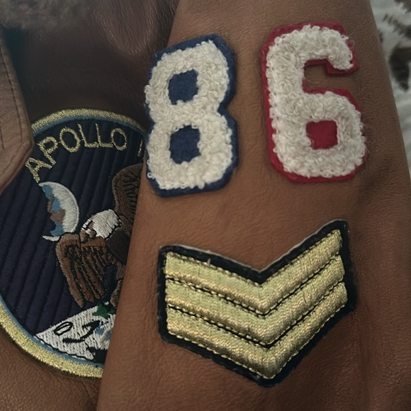 Vintage Wilson’s leather jacket with patches military bomber Woman’s Med - Picture 7 of 8